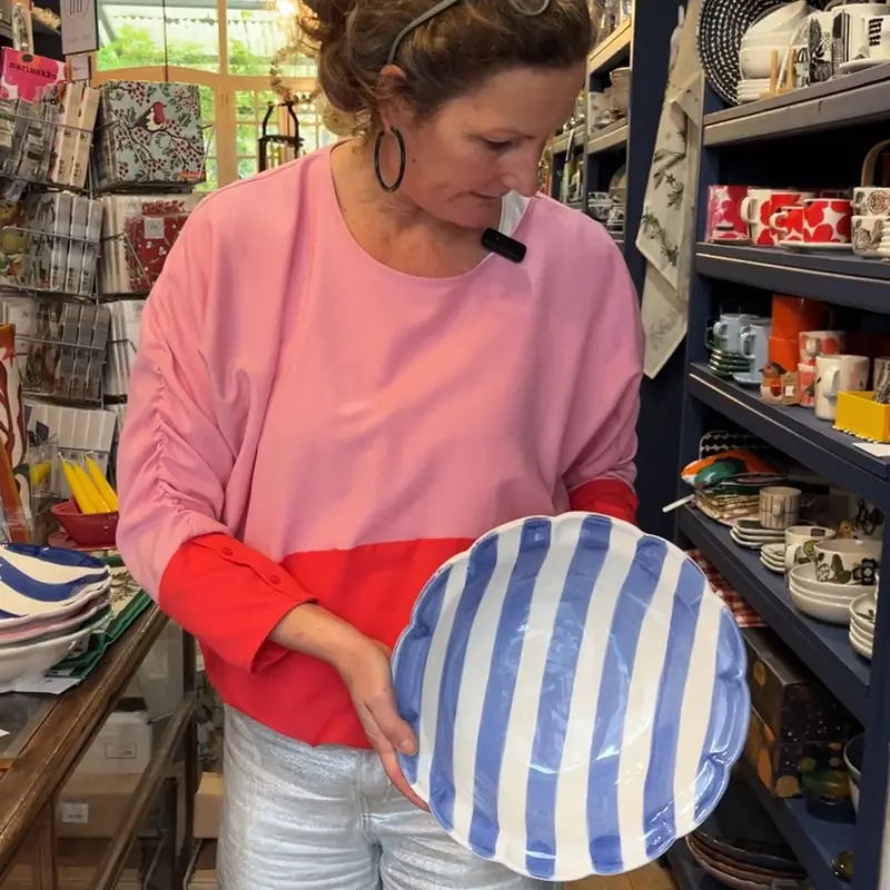 Arcucci Dolce Vita Nastro gestreepte saladeschaal Ø 33 cm en 8 cm hoog, rood, groen, marine, lavendel, tiffany blue en oudroze