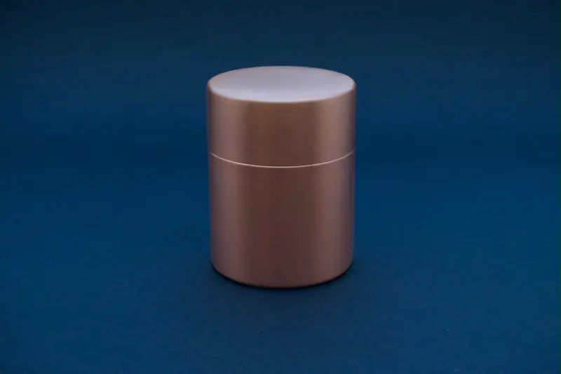 Azmaya chazutsu large copper tea caddy made by Shinkō Kinzoku in Niigata