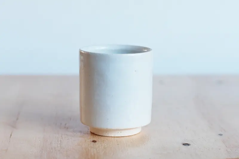 Azmaya Igayaki large straight teacup with a white glaze made at the Kōbo kiln in Mie