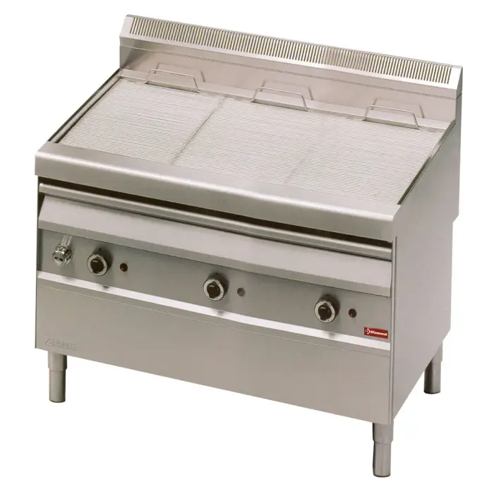 Grill-vapeur gaz avec grille de cuisson en -O- sur meuble GV1219