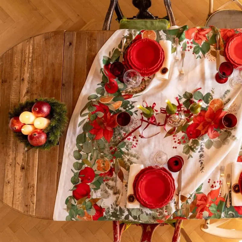 Kersttafelkleed en -loper Garland Glee met kerstrozen van linnen, kies je maat