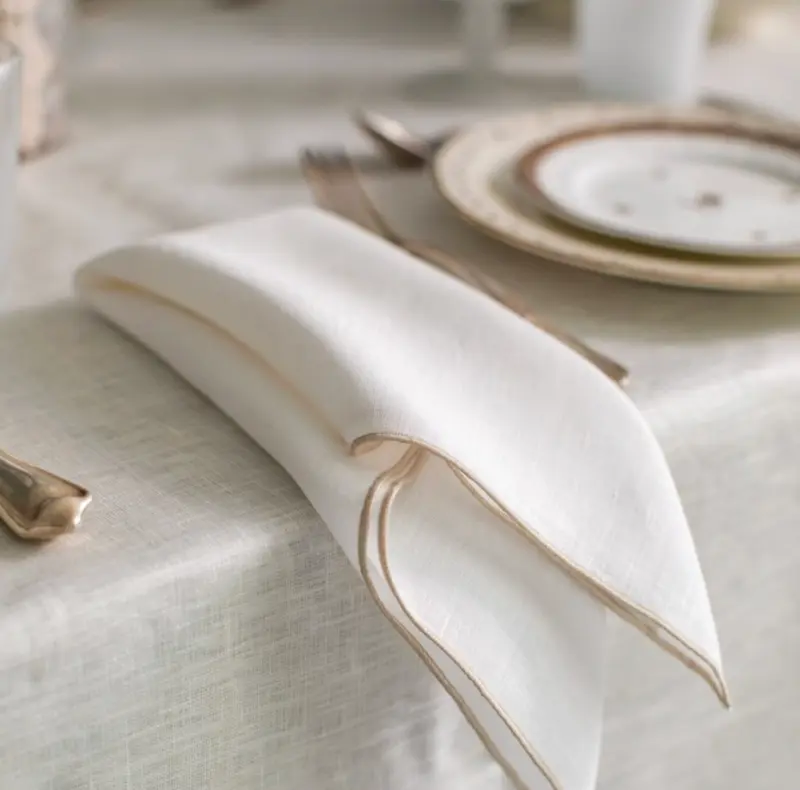 Linnen Servet met Contrasterende Rand - Wit / beige  (45 × 45 cm)