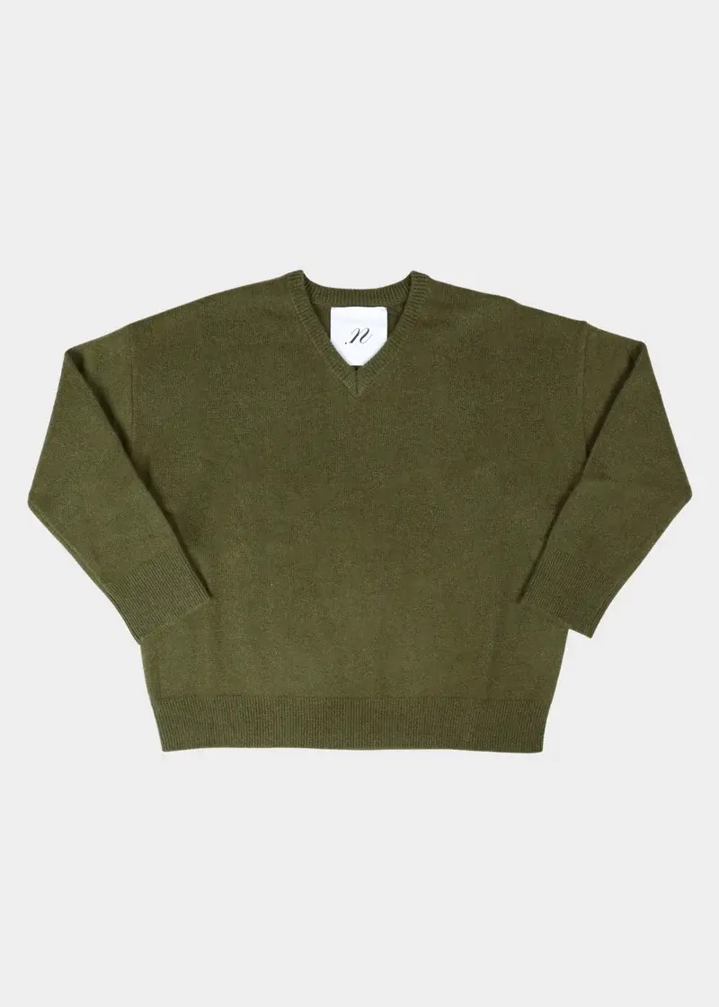 Pull Noted Denia