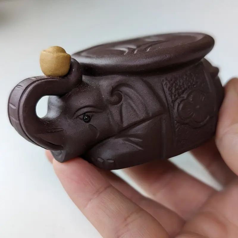 Purple Clay Elephant Tea Pet / Teapot Lid Holder