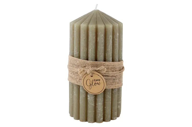 Ribble olijfgroene kaars – 14 cm