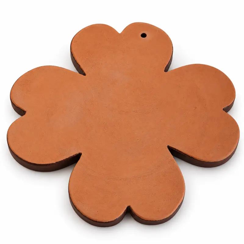 Terracotta broodwarmer klavertjevier