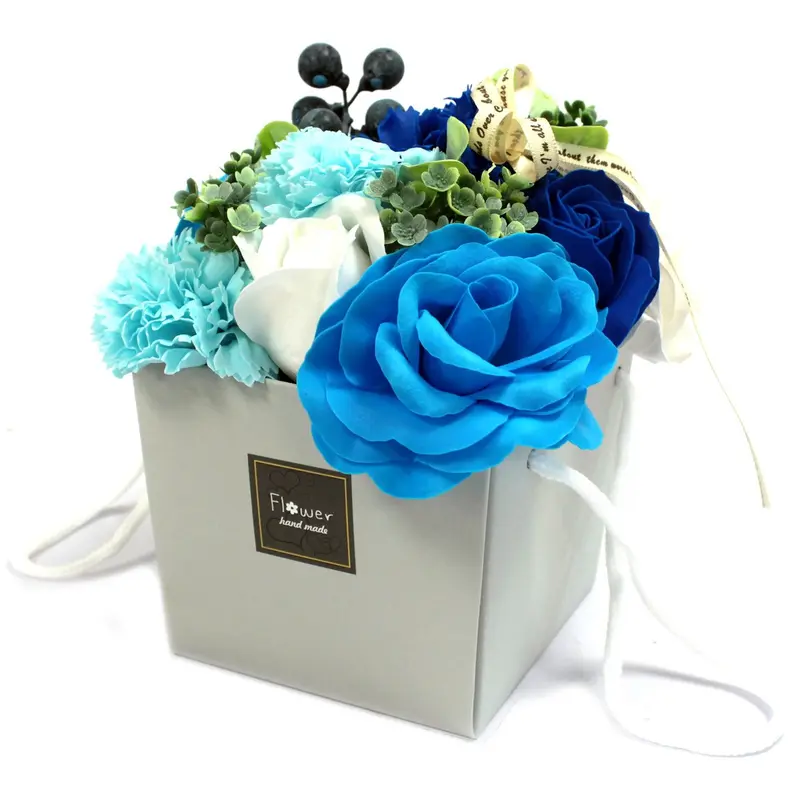 Zeepbloemen Boeket – Blauwe Rozen & Anjers